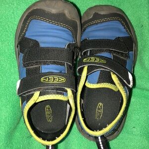 Keen toddler sneaker